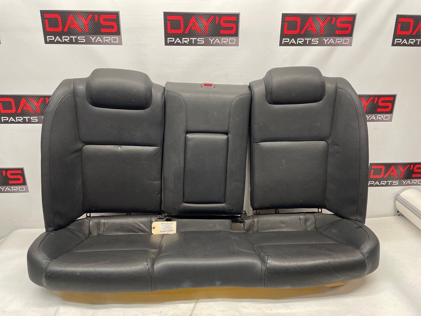 2009 Pontiac G8 GT Seats Fronts and Rears Black Leather OEM - Day's Parts Yard