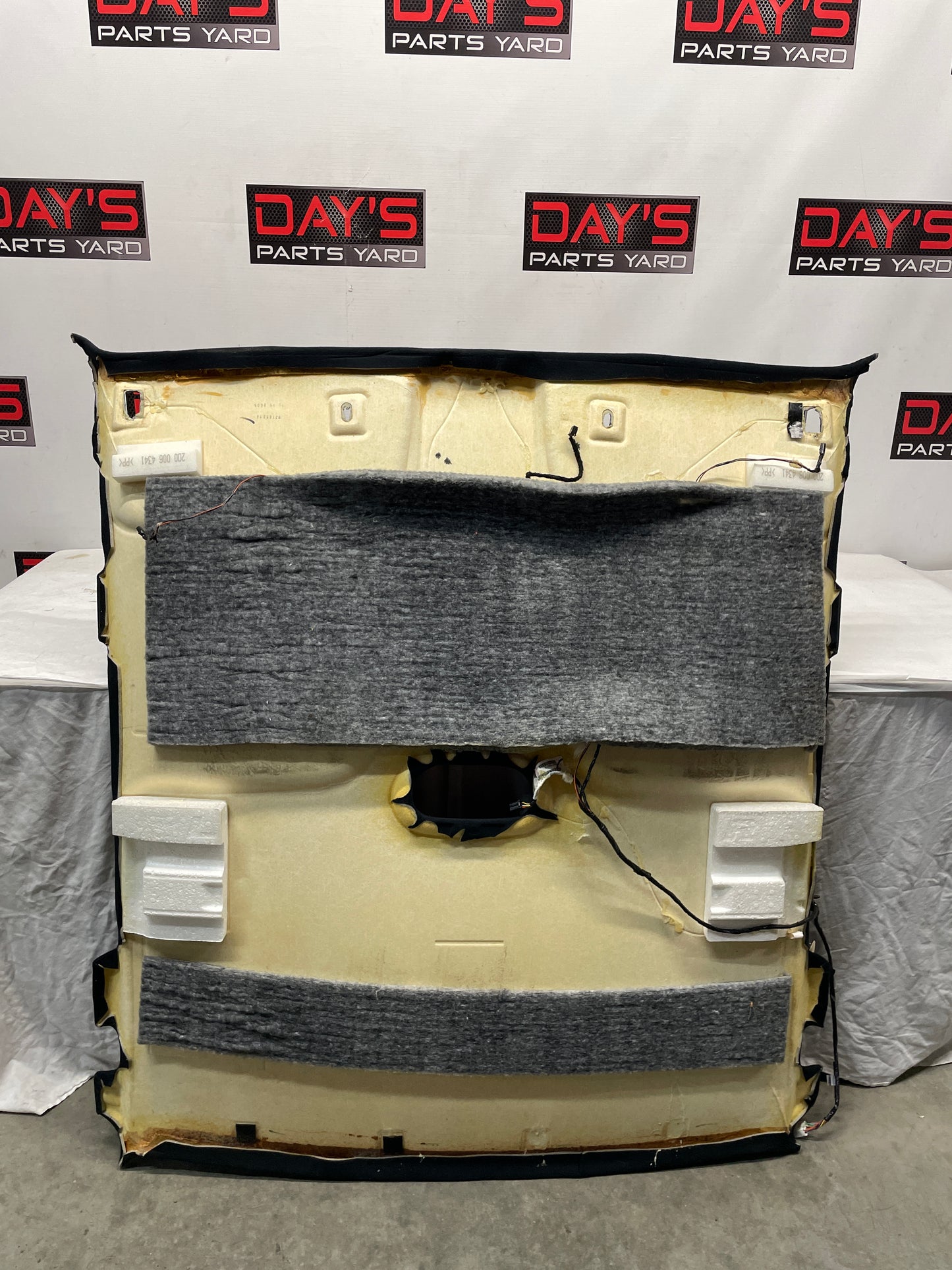 2005 Pontiac GTO Interior Roof Headliner Head Liner Panel Ebony OEM LOCAL PICK UP - Day's Parts Yard