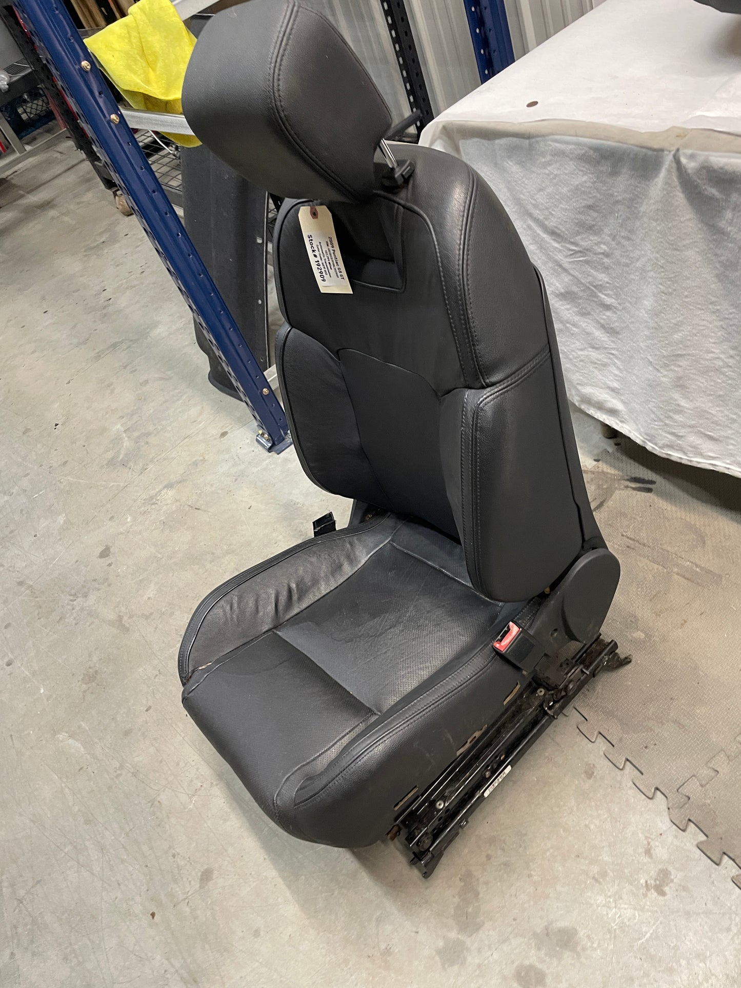 2009 Pontiac G8 GT Seats Fronts and Rears Black Leather OEM - Day's Parts Yard