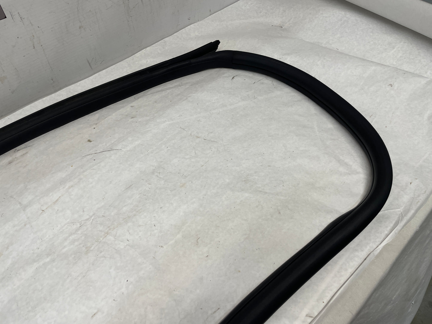 2013 Chevy Camaro ZL1 LH Driver Door Weather Strip Seal OEM - Day's Parts Yard