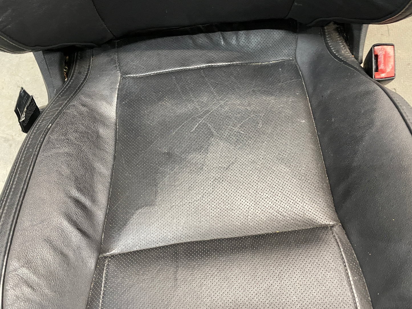 2009 Pontiac G8 GT Seats Fronts and Rears Black Leather OEM - Day's Parts Yard