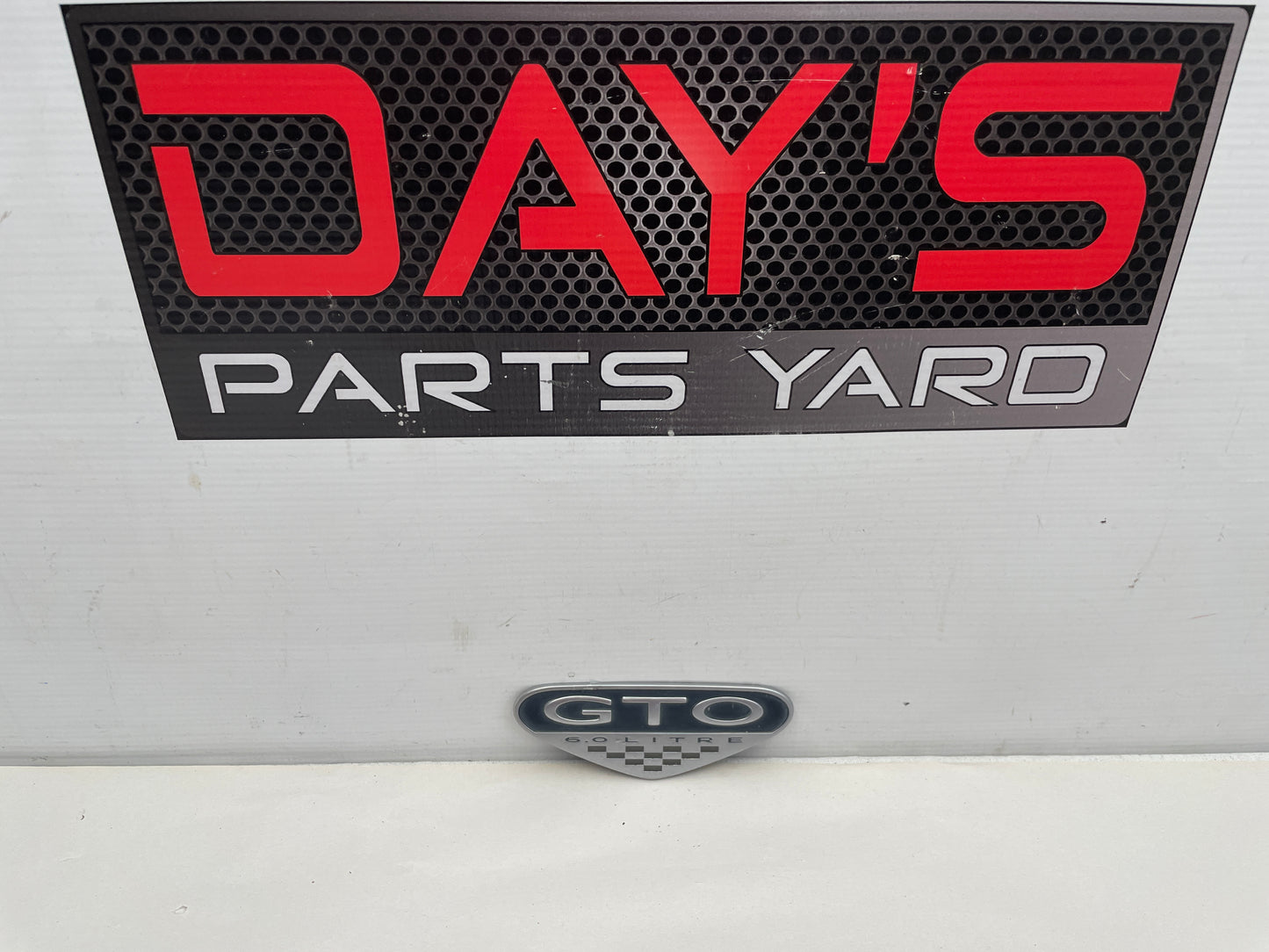 2005 Pontiac GTO Fender Emblem Badge OEM - Day's Parts Yard