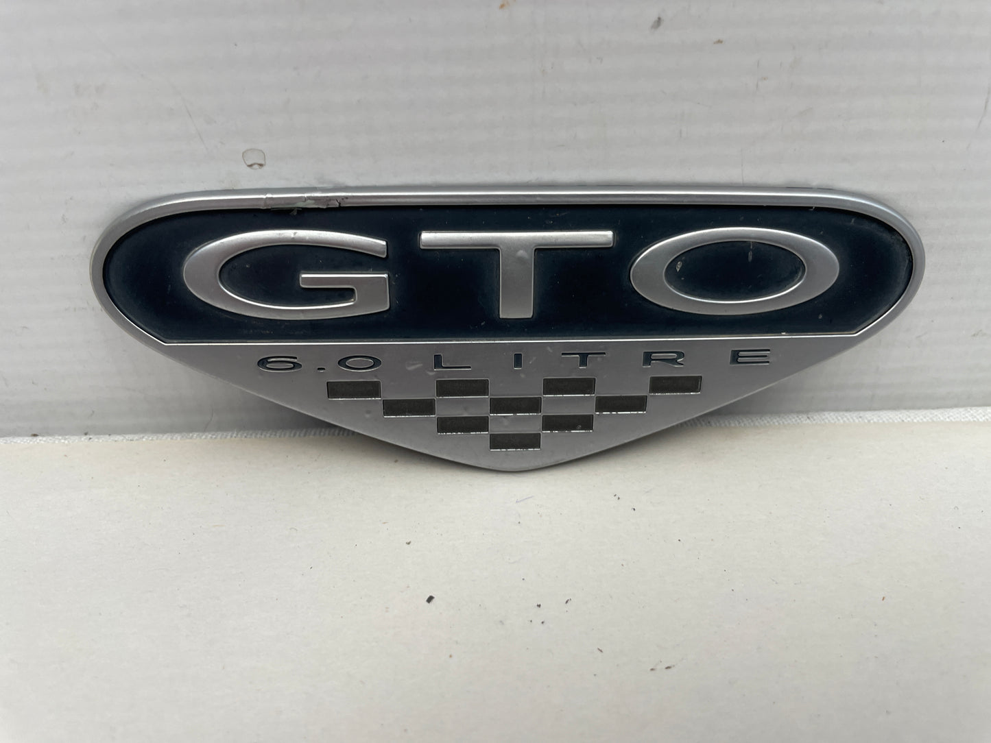 2005 Pontiac GTO Fender Emblem Badge OEM - Day's Parts Yard