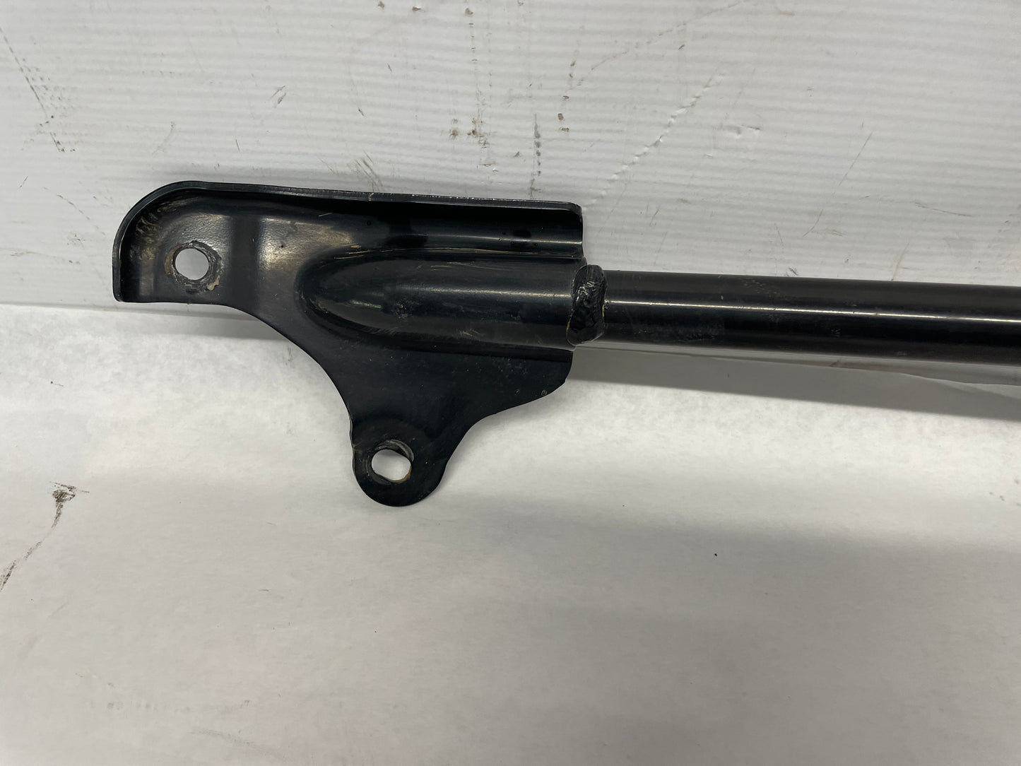 2006 Pontiac GTO Suspension Strut Tower Brace OEM - Day's Parts Yard