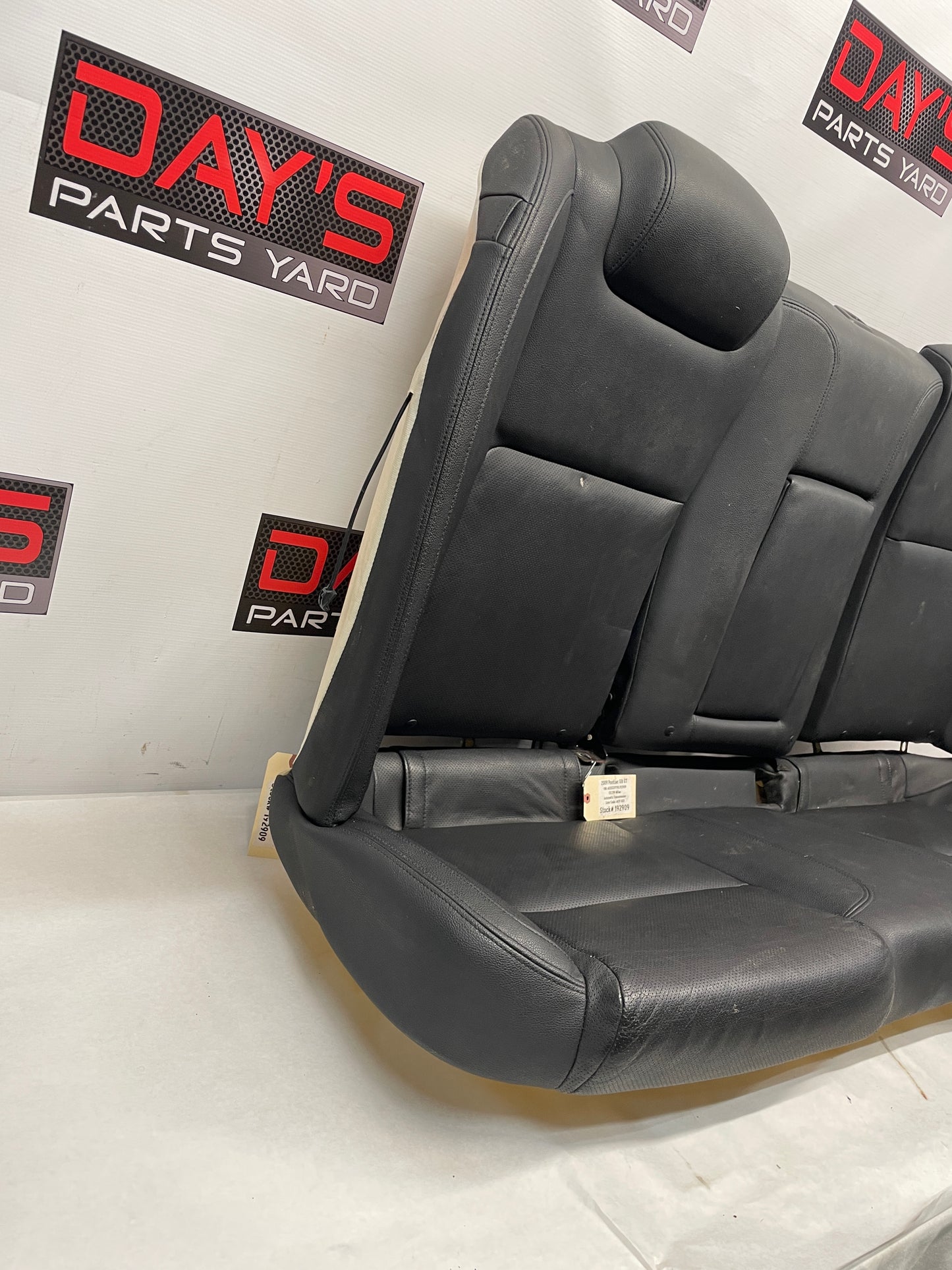 2009 Pontiac G8 GT Seats Fronts and Rears Black Leather OEM - Day's Parts Yard