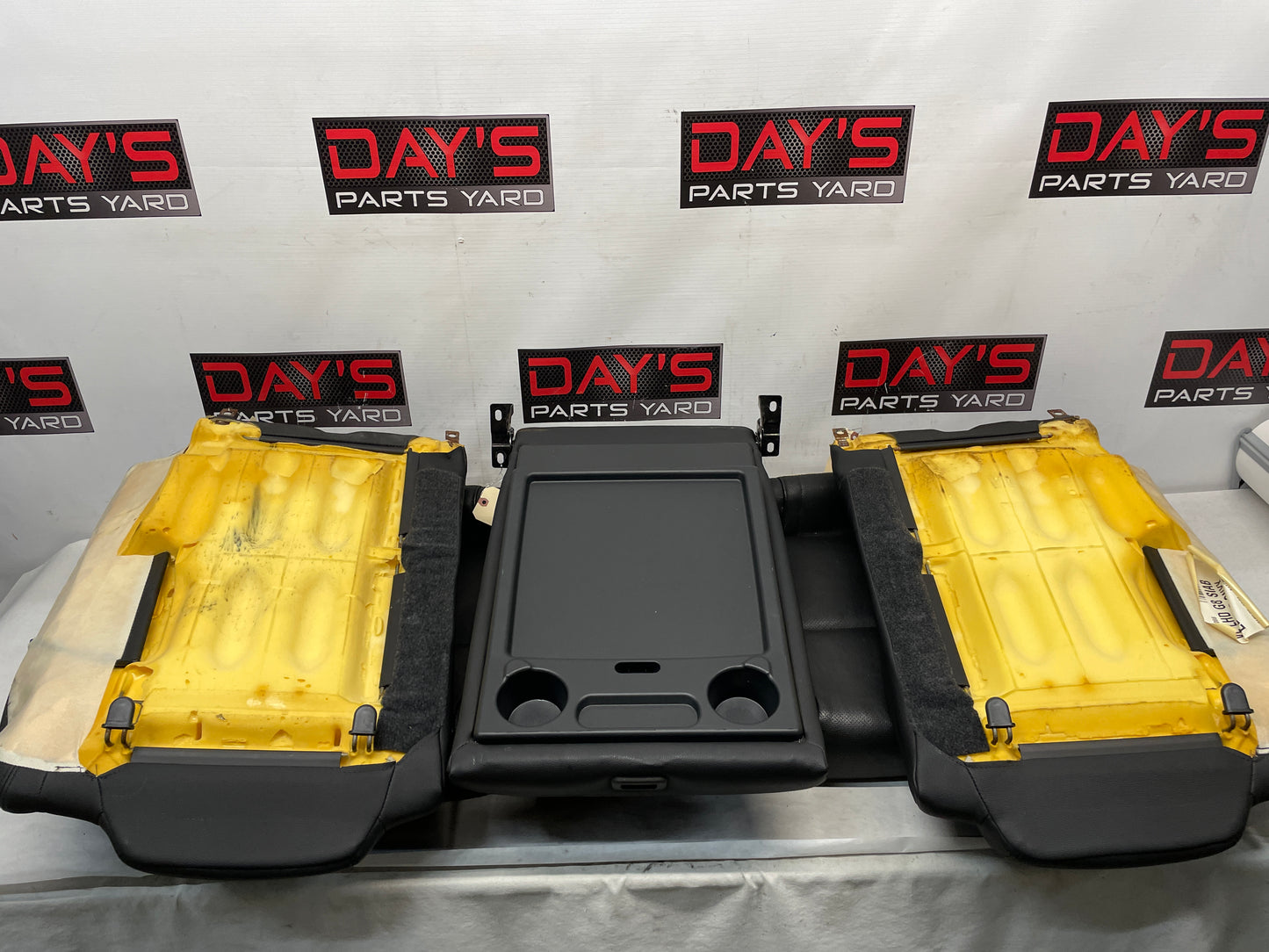 2009 Pontiac G8 GT Seats Fronts and Rears Black Leather OEM - Day's Parts Yard
