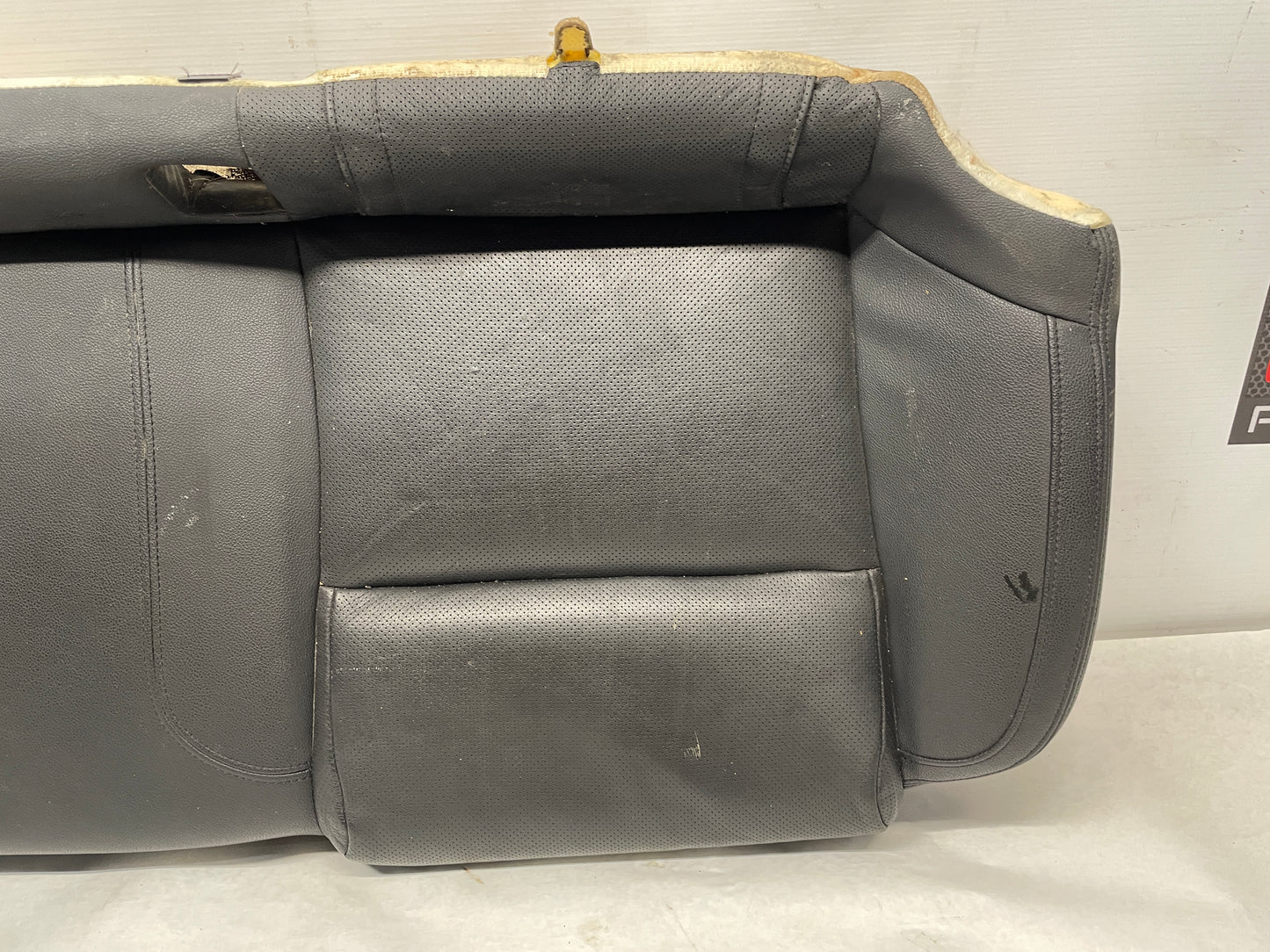 2009 Pontiac G8 GT Seats Fronts and Rears Black Leather OEM - Day's Parts Yard