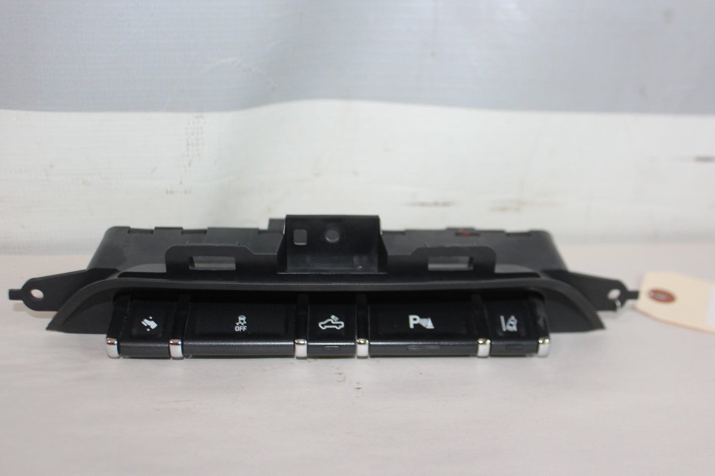 2014 GMC Sierra K1500 Denali Traction Control Cargo Light Pedal Exhaust Switch OEM - Day's Parts Yard