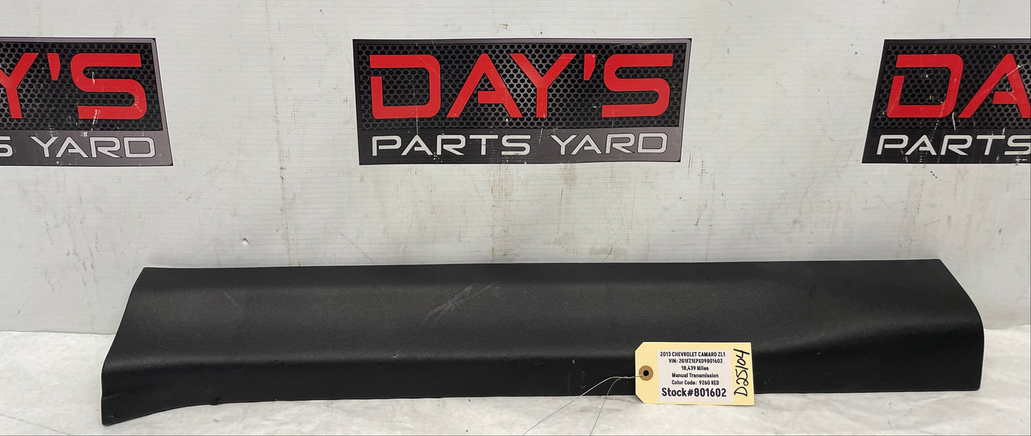2013 Chevy Camaro ZL1 RH Passenger Door Seal Scuff Plate OEM - Day's Parts Yard