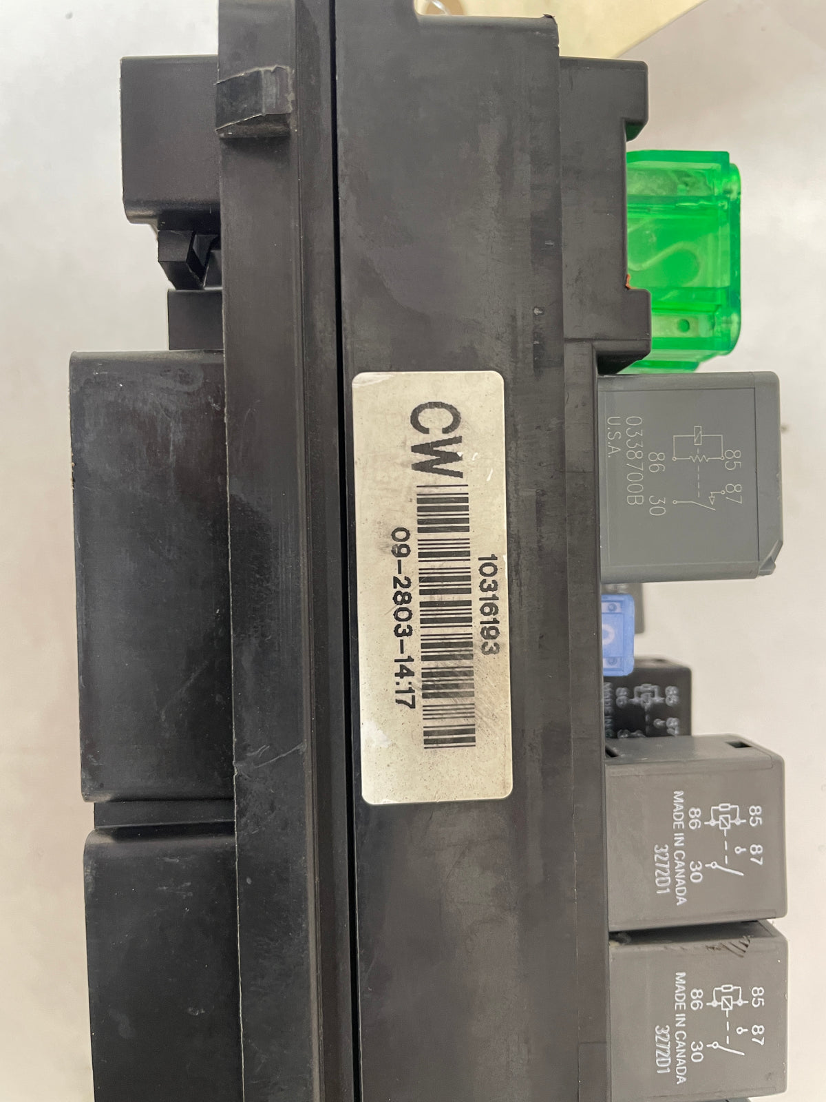 2004 Chevy C5 Corvette Z06 Engine Bay Wiring Harness Junction Fuse Box Block OEM - Day's Parts Yard