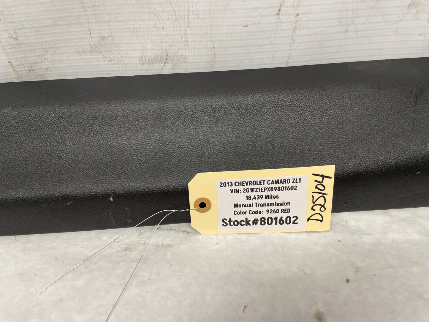 2013 Chevy Camaro ZL1 RH Passenger Door Seal Scuff Plate OEM - Day's Parts Yard