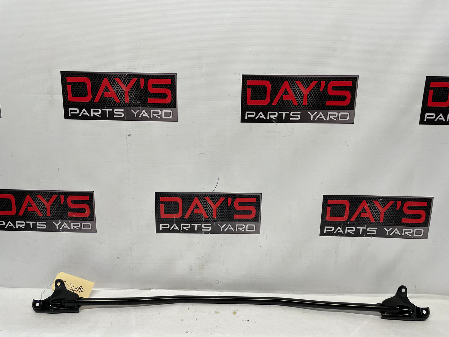 2005 Pontiac GTO Suspension Strut Tower Brace OEM - Day's Parts Yard