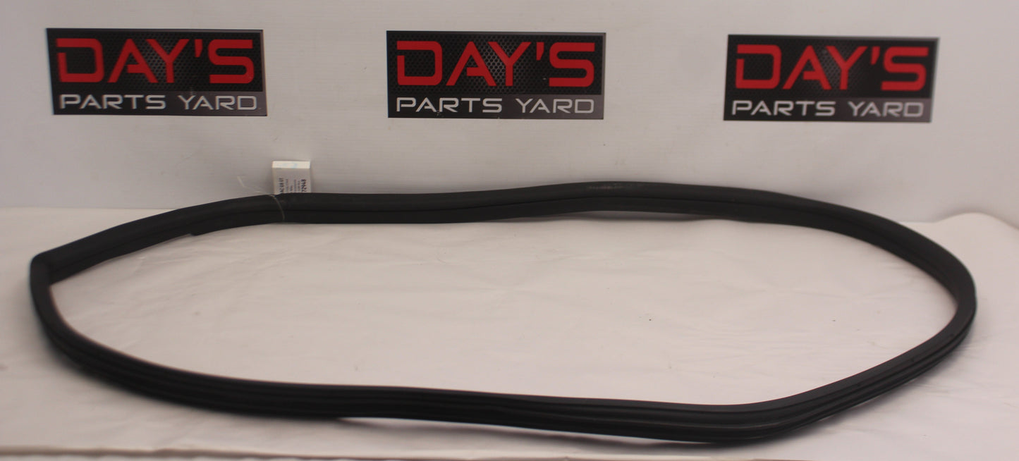 2009 Pontiac G8 GT LH Driver Rear Door Weather Strip Rubber Seal - Day's Parts Yard