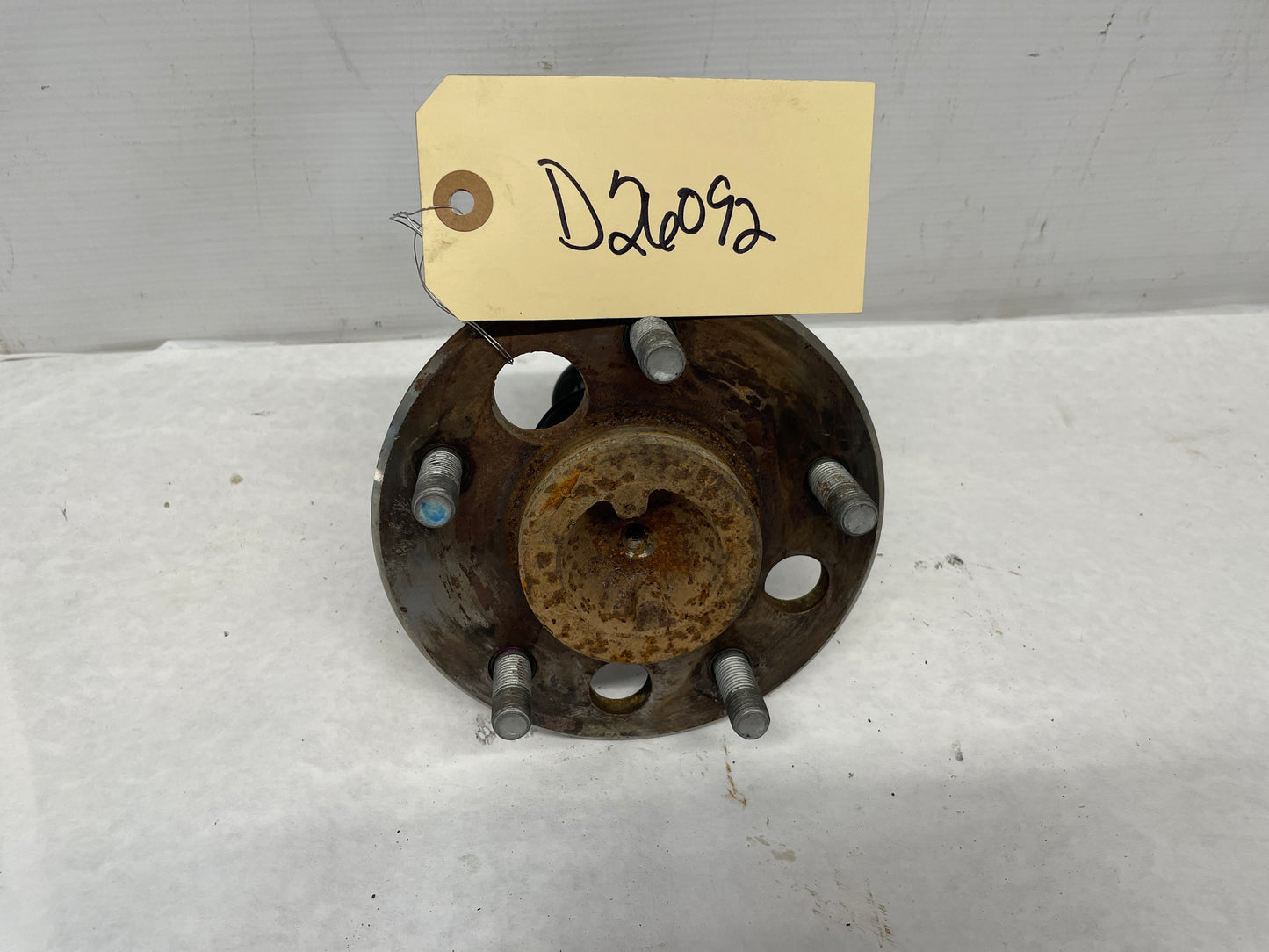 2005 Pontiac GTO LH Driver CV Axle Spindle Knuckle Wheel Hub OEM - Day's Parts Yard