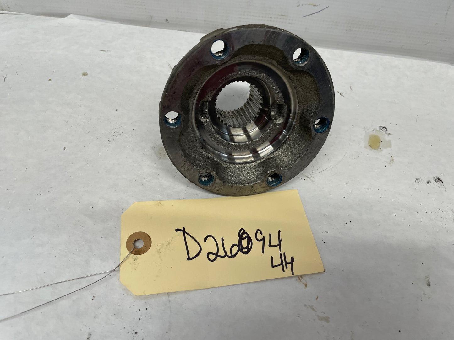 2005 Pontiac GTO LH Driver Spindle Hub CV Axle Flange OEM - Day's Parts Yard