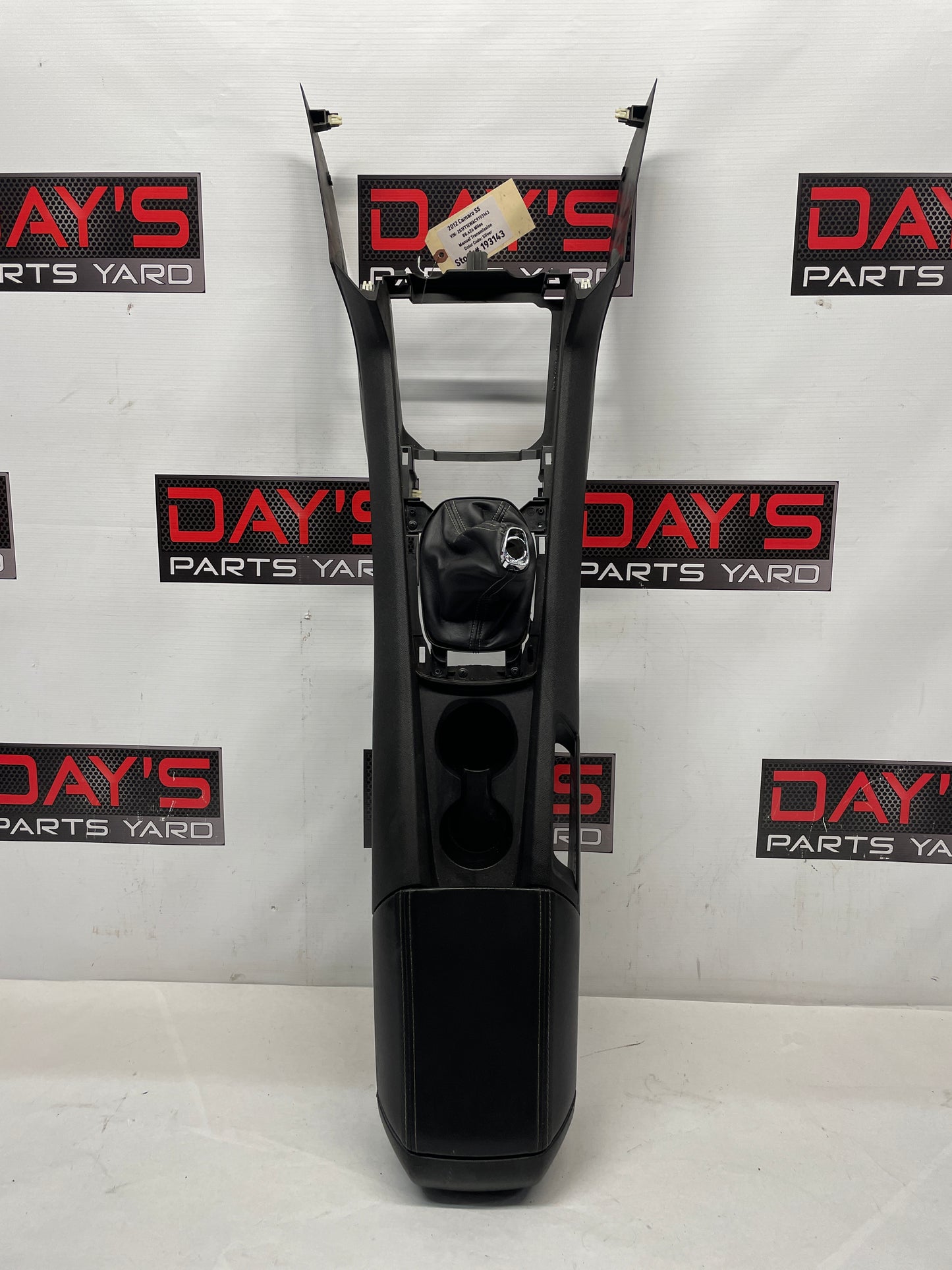 2012 Chevy Camaro SS Center Console Armrest w/ Side Trims Panels OEM - Day's Parts Yard