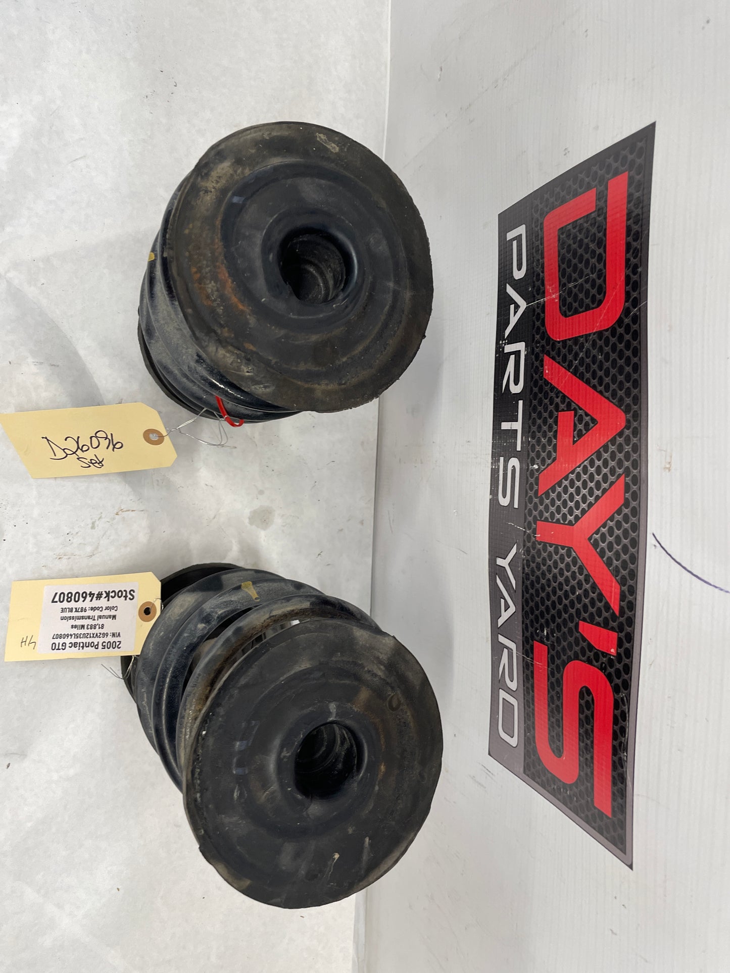2005 Pontiac GTO Rear Coil Springs RH & LH OEM - Day's Parts Yard
