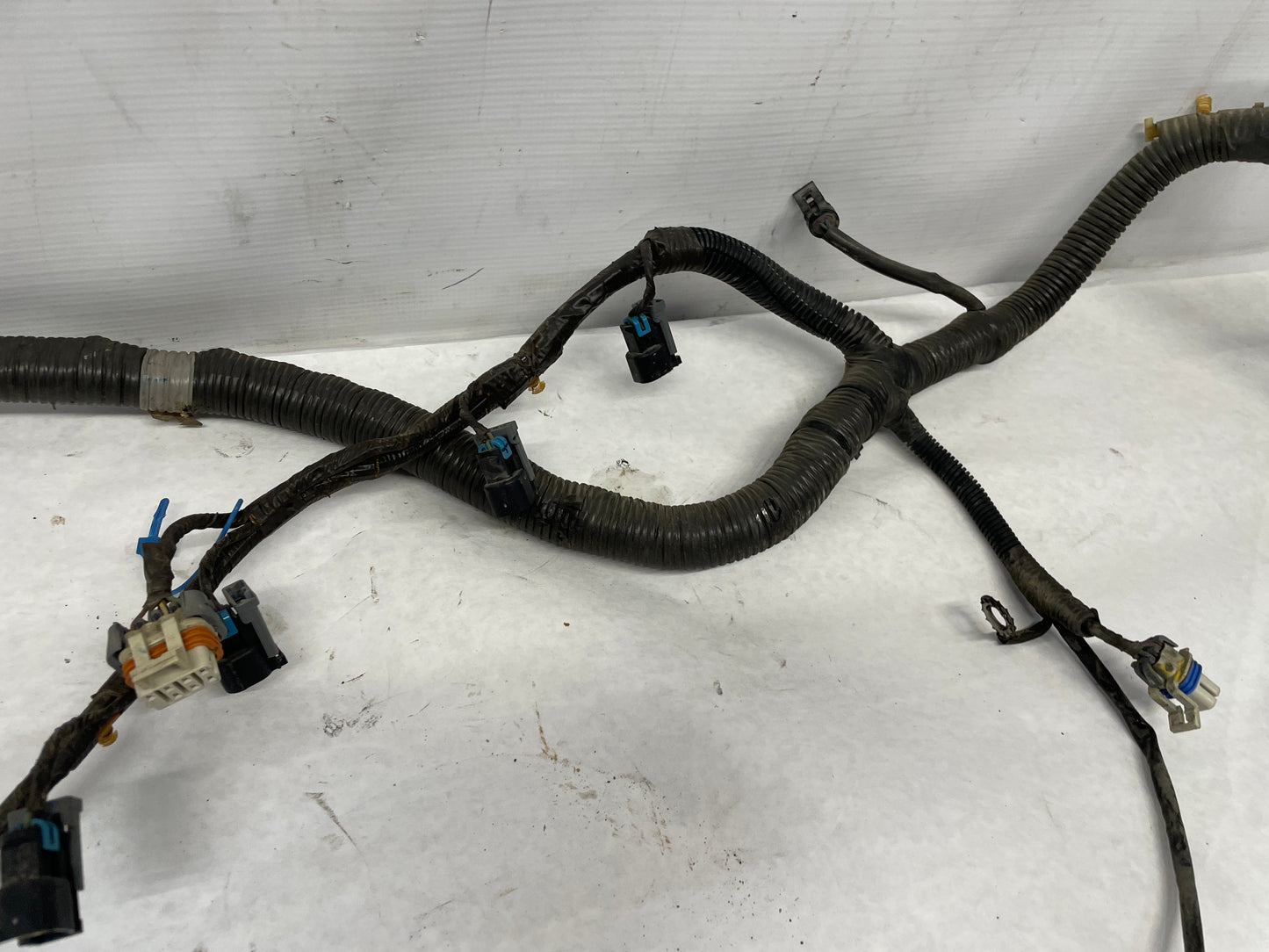 2005 Pontiac GTO Engine Motor Manual Transmission Wire Wiring Harness OEM - Day's Parts Yard