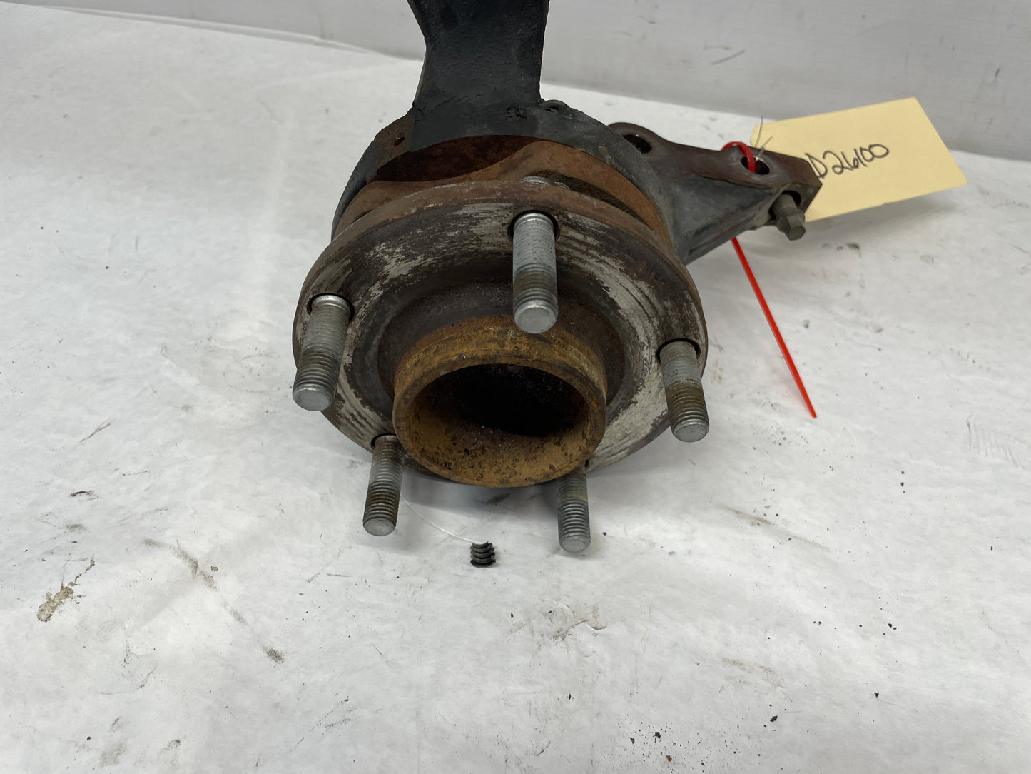2005 Pontiac GTO RH Passenger Front Suspension Spindle Hub Knuckle Assembly OEM - Day's Parts Yard