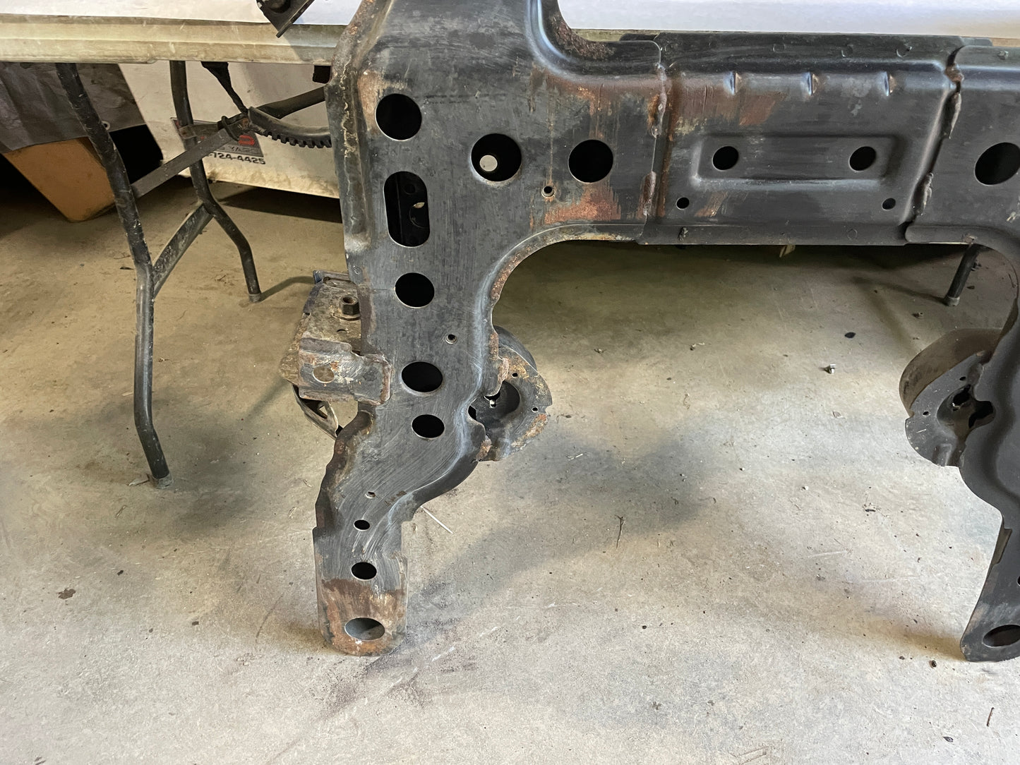 2009 Pontiac G8 Front Cradle Cross K Member Sub Frame OEM - Day's Parts Yard