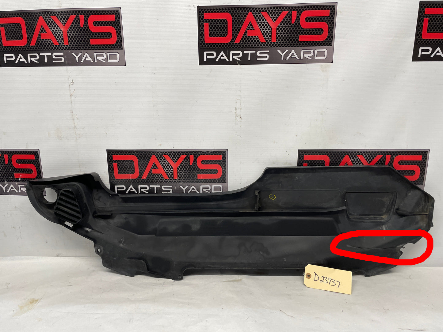 2006 Pontiac GTO Upper Radiator Core Support Cover Air Baffle Cover OEM - Day's Parts Yard