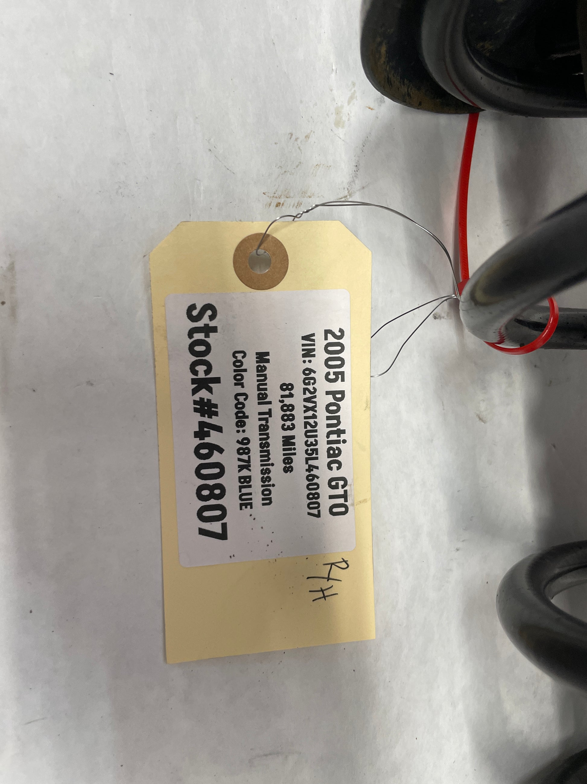 2005 Pontiac GTO RH Passenger Front Suspension Strut Assembly OEM - Day's Parts Yard