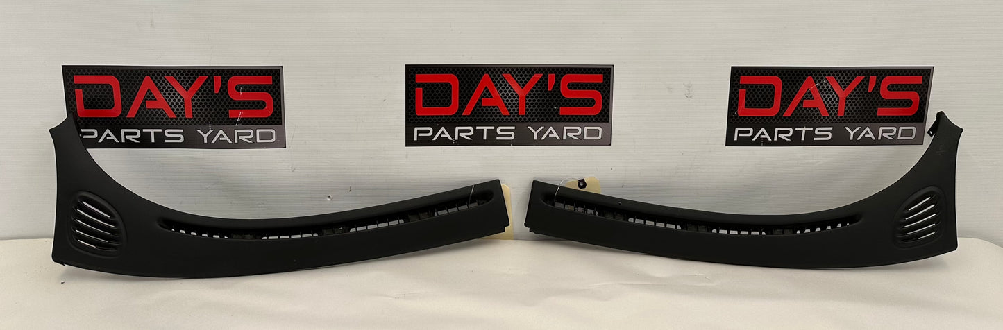 2004 Pontiac GTO RH & LH Dash Cowl Defrost Panels Vent Trim OEM - Day's Parts Yard