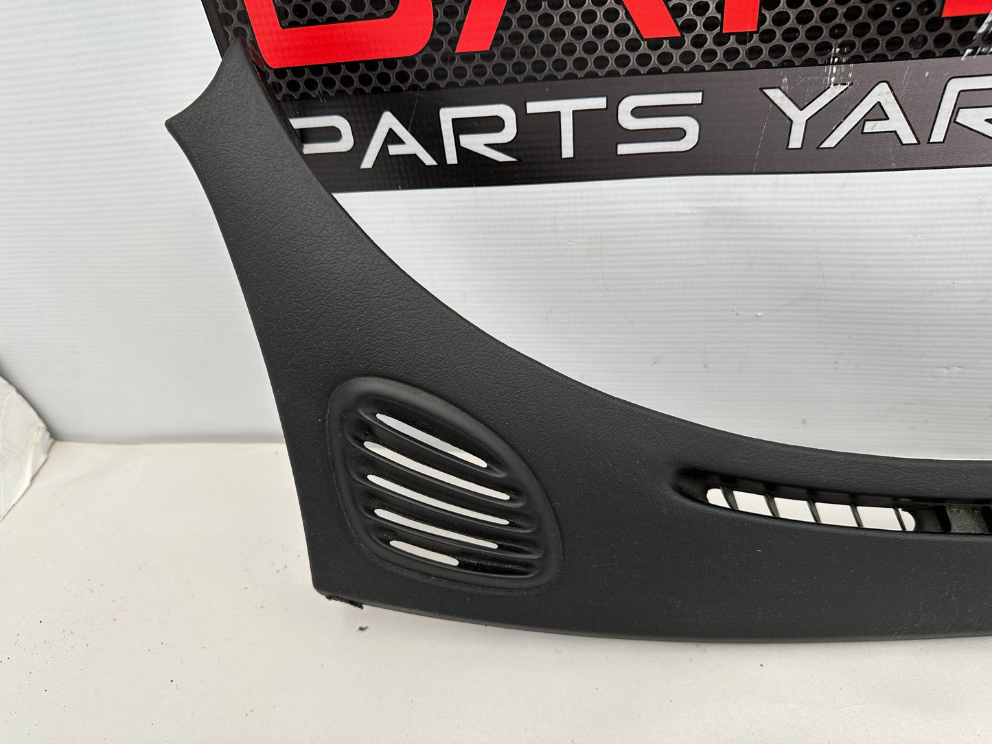 2004 Pontiac GTO RH & LH Dash Cowl Defrost Panels Vent Trim OEM - Day's Parts Yard