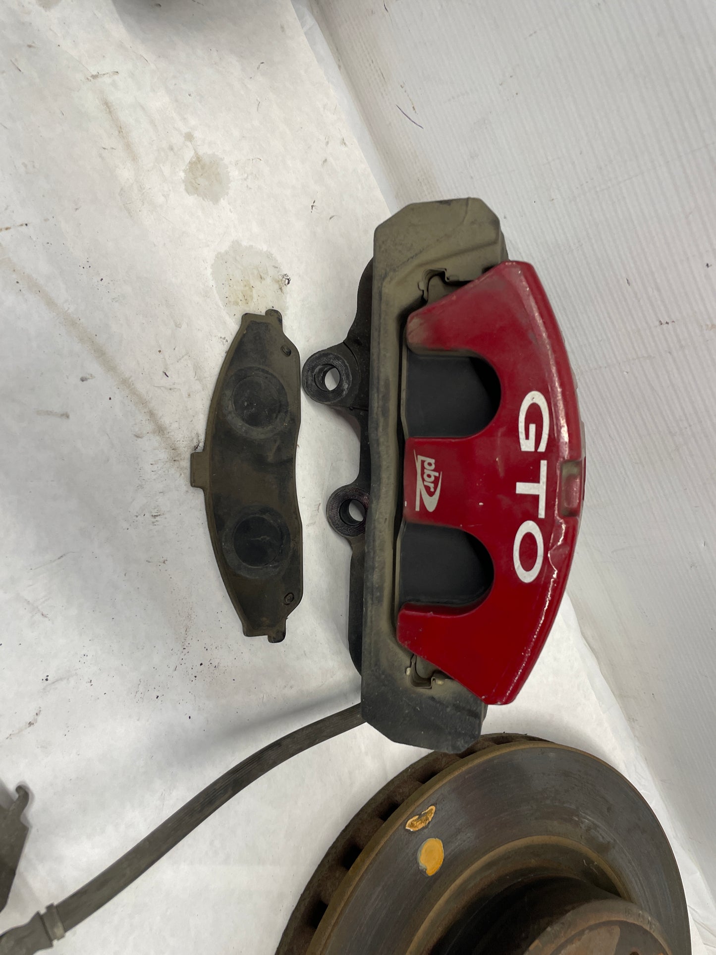2005 Pontiac GTO PBR Brake Calipers and Rotors Front & Rear OEM - Day's Parts Yard
