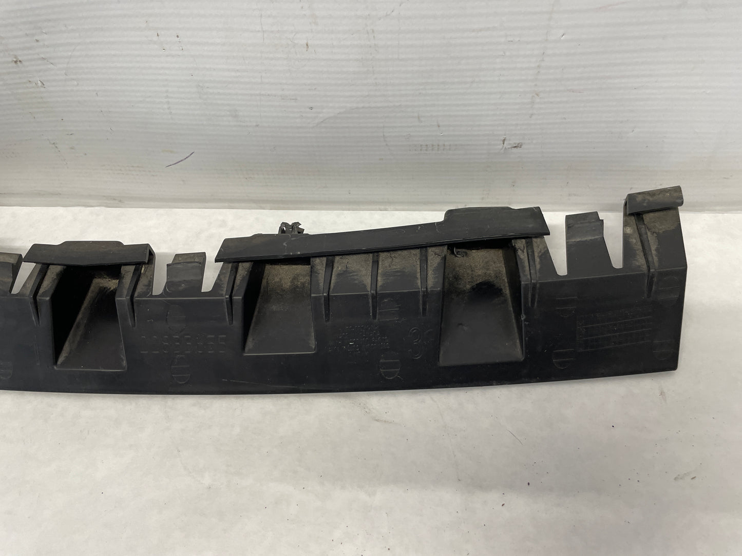 2014 Chevy Camaro ZL1 Convertible Rear Bumper Fascia Upper Support Bracket OEM