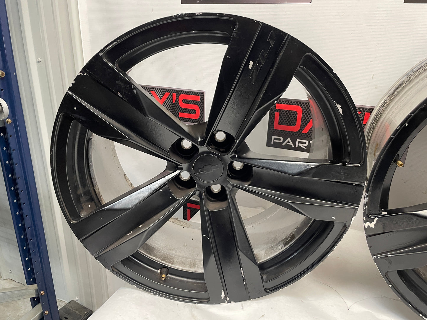 2010 Chevy Camaro SS ZL1 Wheels LOCAL PICK UP - Day's Parts Yard