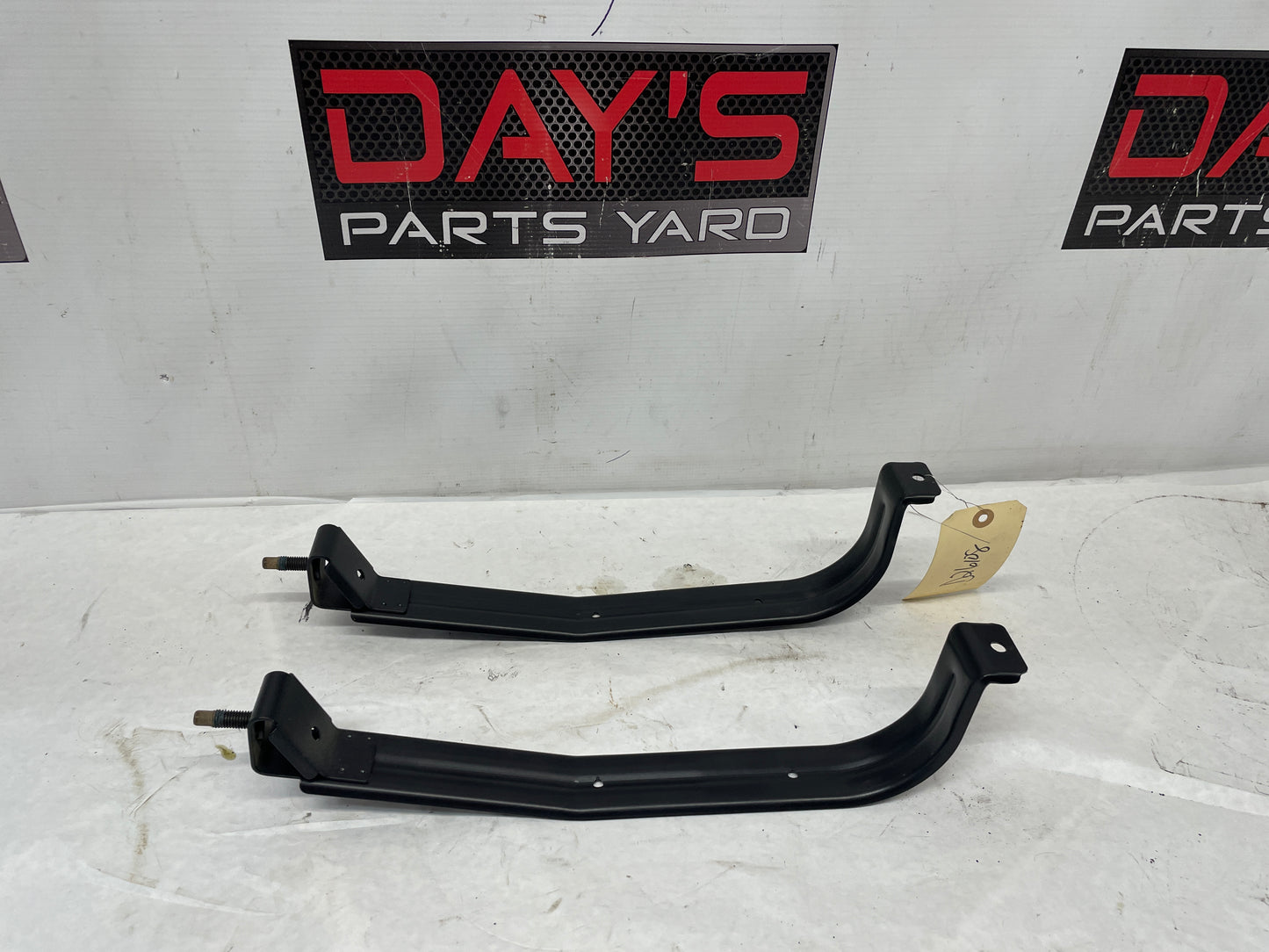 2005 Pontiac GTO Gas Fuel Tank Straps Mounting Brackets Supports OEM - Day's Parts Yard