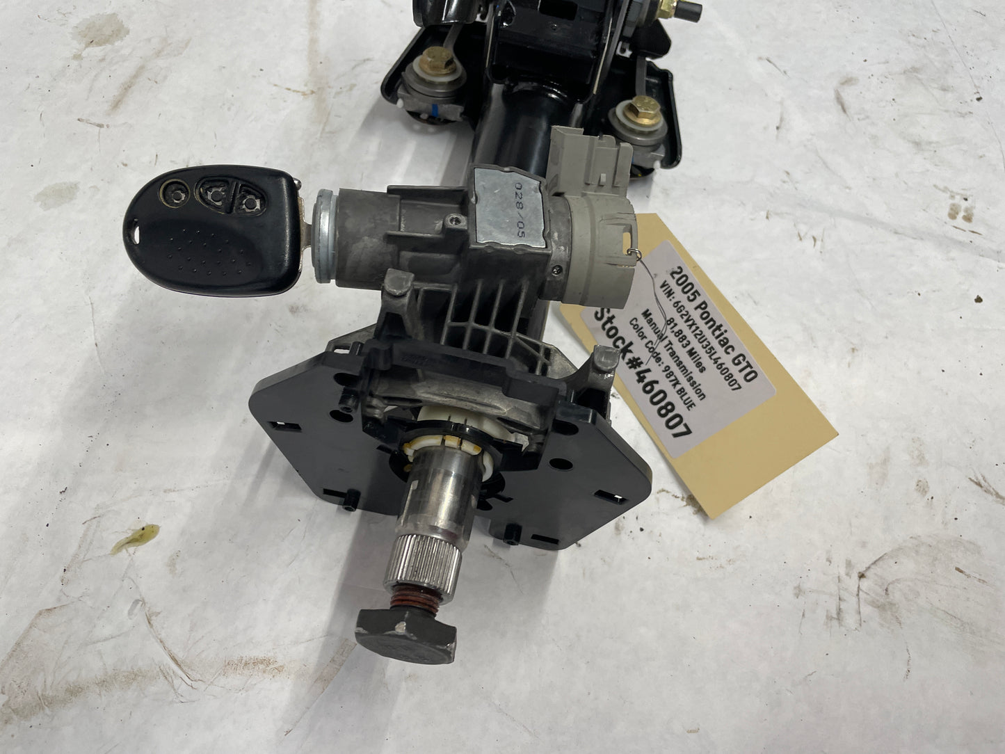 2005 Pontiac GTO Steering Column w/ Key OEM - Day's Parts Yard