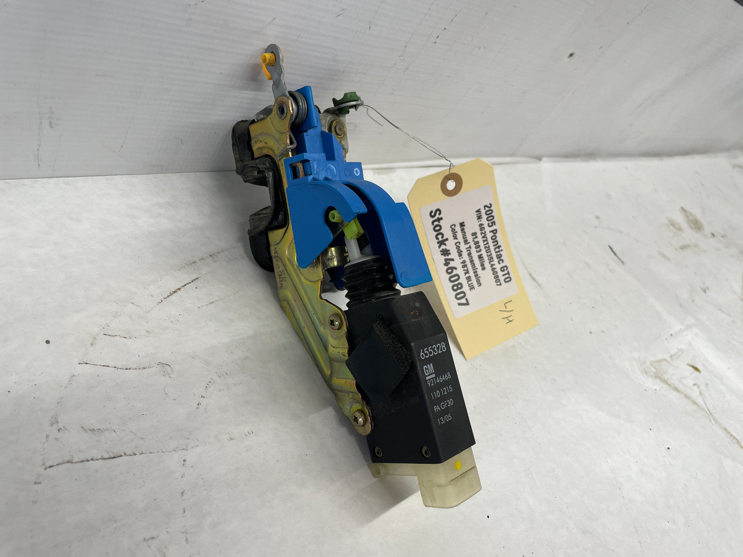 2005 Pontiac GTO LH Driver Door Lock Actuator Assembly OEM - Day's Parts Yard