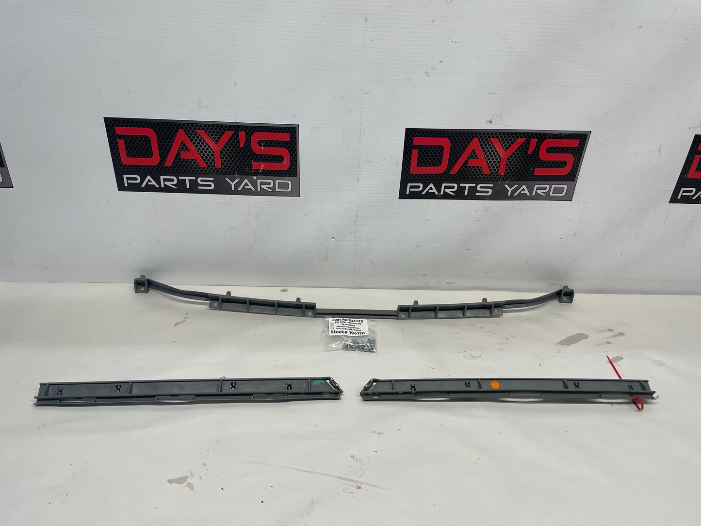 2004 Pontiac GTO Rear Bumper Bracket Guide Set OEM - Day's Parts Yard