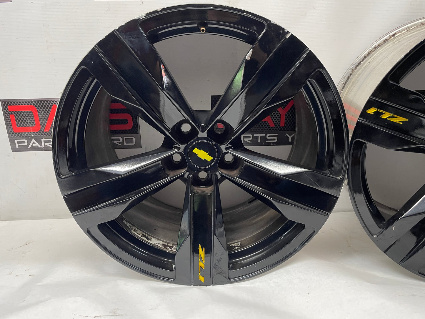 2010 Chevy Camaro SS ZL1 Wheels LOCAL PICK UP - Day's Parts Yard
