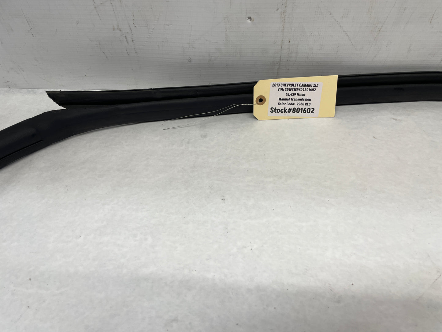 2013 Chevy Camaro ZL1 RH Passenger Door Weather Strip Seal OEM - Day's Parts Yard