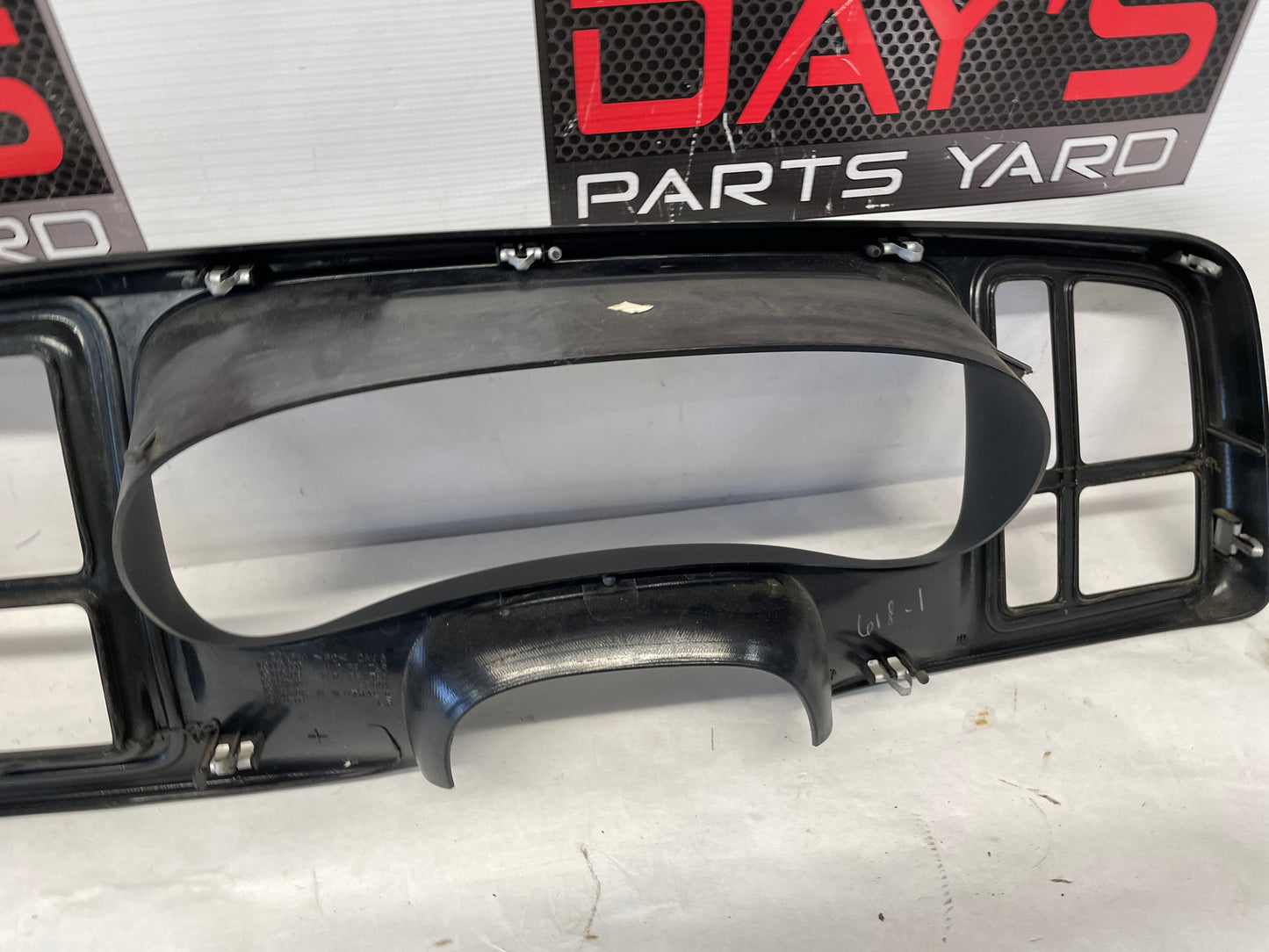 2003 Chevy Suburban Radio Dash Board Bezel Panel Trim OEM - Day's Parts Yard