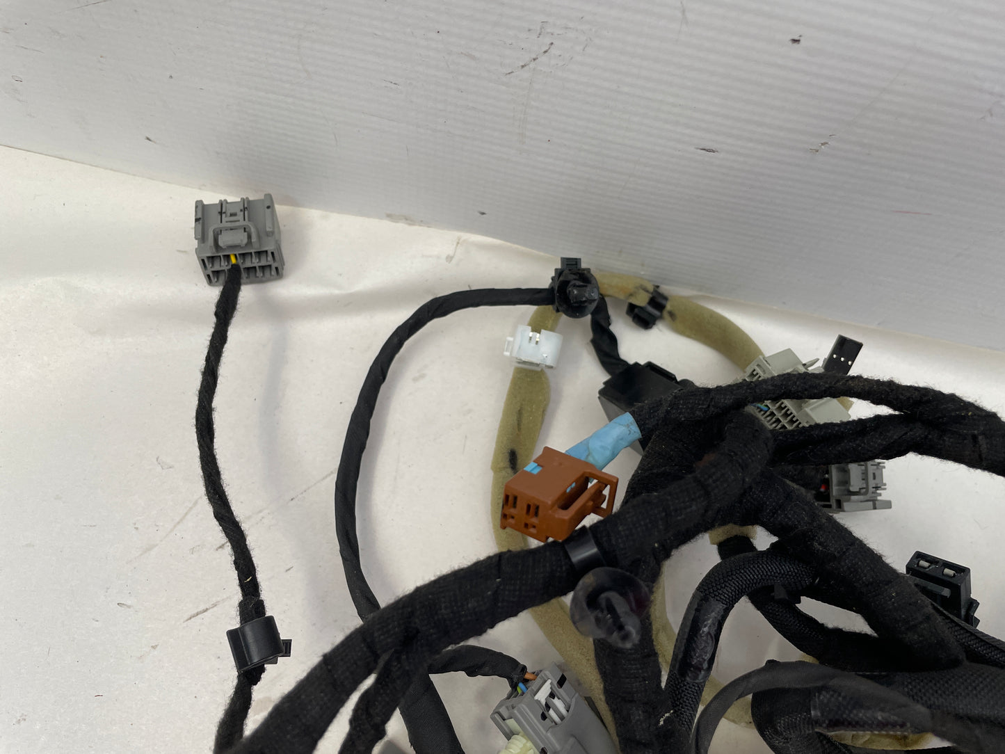 2014 Chevy SS Sedan Front LH Driver Seat Wire Wiring Harness OEM - Day's Parts Yard