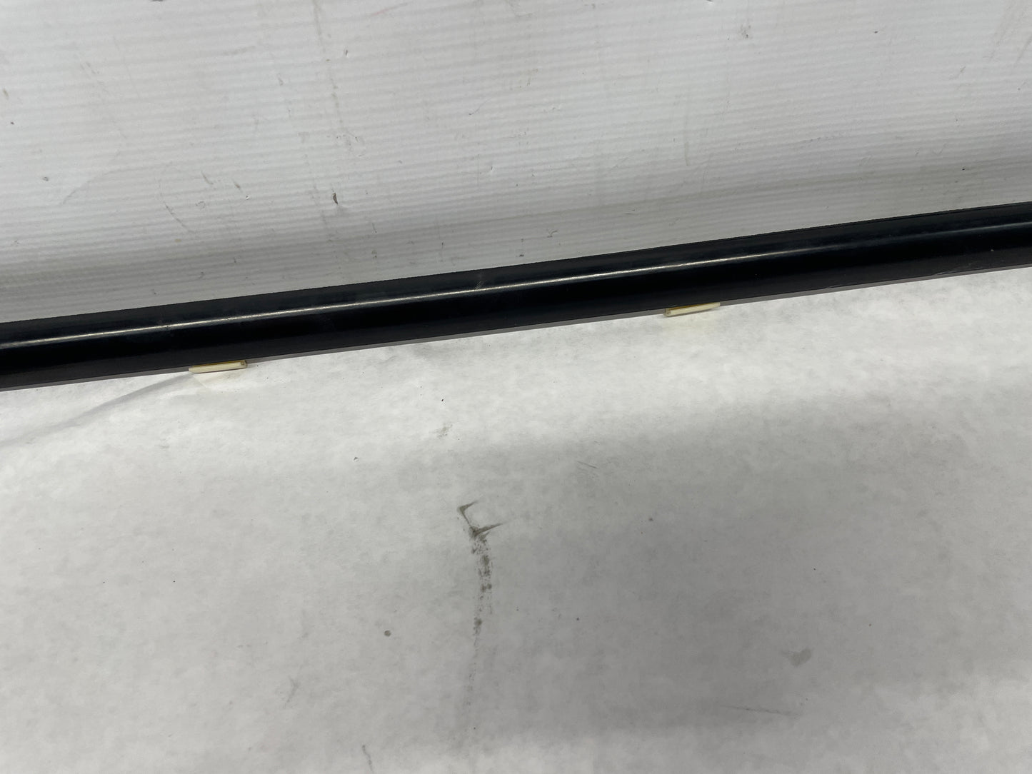 2005 Pontiac GTO LH Driver Window Door Belt Molding Weather Strip Trim OEM - Day's Parts Yard