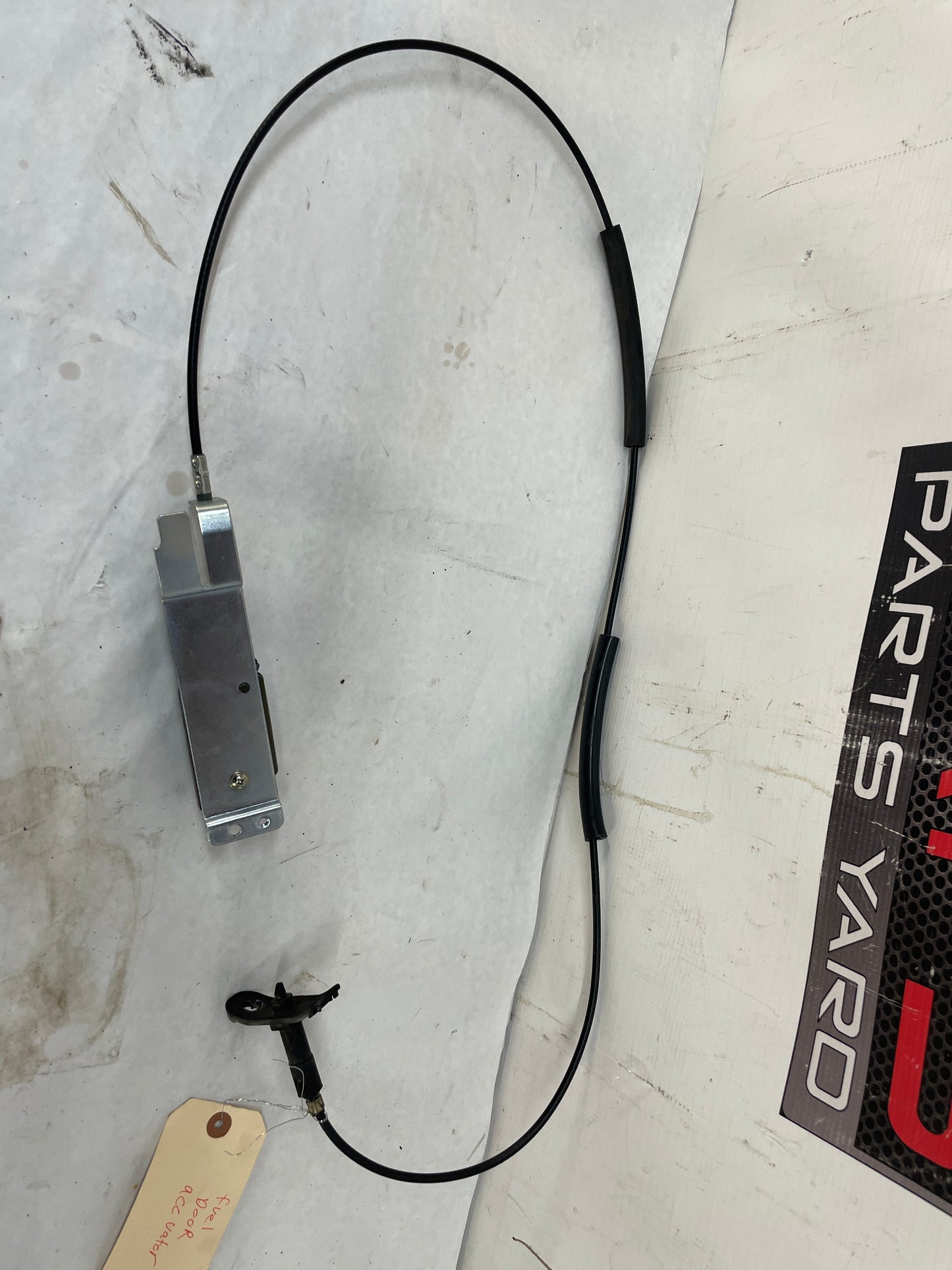 2004 Pontiac GTO Fuel Gas Door Lid Lock Actuator w/ Cable OEM - Day's Parts Yard