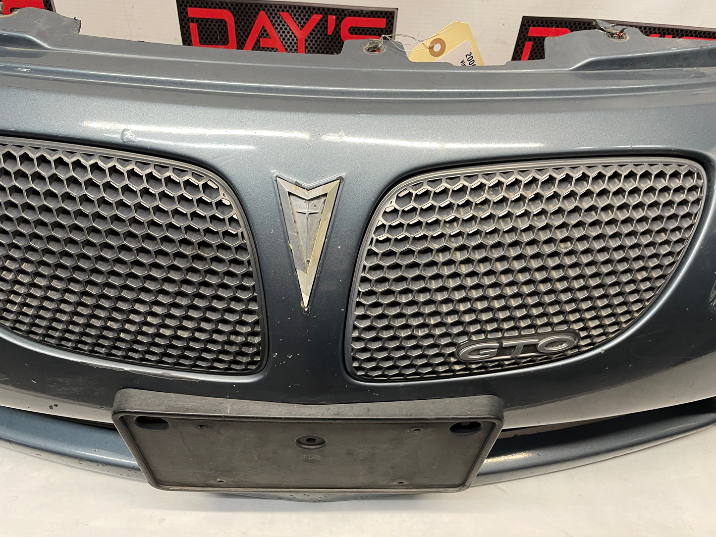 2006 Pontiac GTO Complete Rear Bumper Cover w/ Insert Valance Panel OEM - Day's Parts Yard