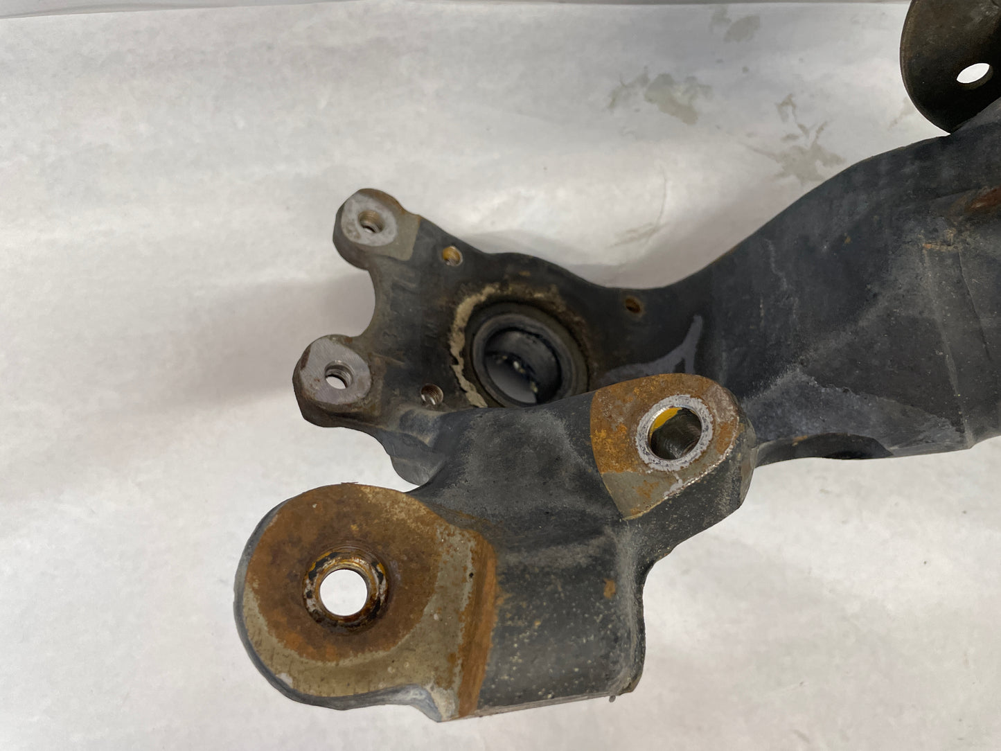 2005 Pontiac GTO LH Driver Rear Suspension Trailing Control Arm OEM - Day's Parts Yard