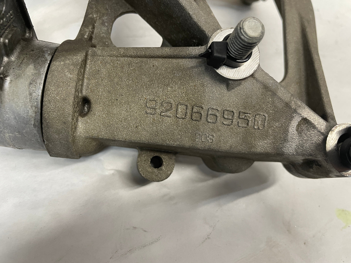 2004 Pontiac GTO AC A/C Air Conditioner Compressor Bracket Mount OEM - Day's Parts Yard