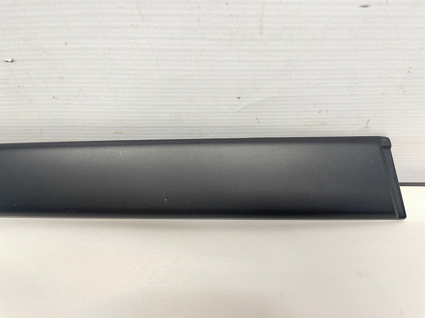 2004 Pontiac GTO LH Driver Exterior B Pillar Window Trim Cover OEM - Day's Parts Yard