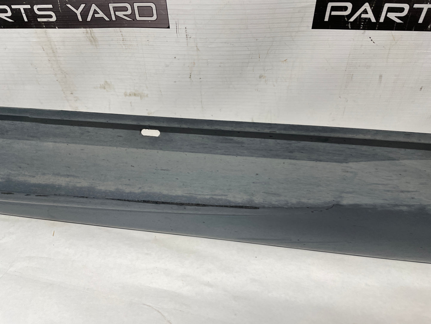 2006 Pontiac GTO LH Driver Rocker Molding Side Skirt Trim Panel OEM - Day's Parts Yard