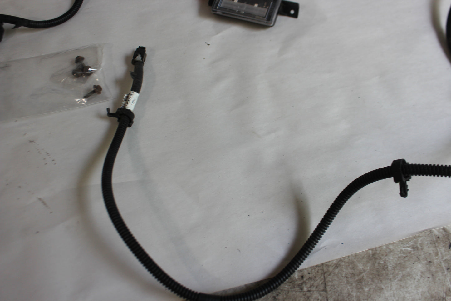 2014 GMC Sierra C1500 Bed Lights w/ Wire Wiring Harness OEM - Day's Parts Yard