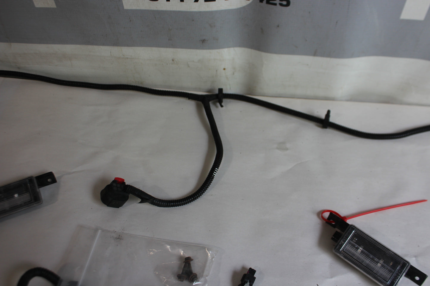 2014 GMC Sierra C1500 Bed Lights w/ Wire Wiring Harness OEM - Day's Parts Yard