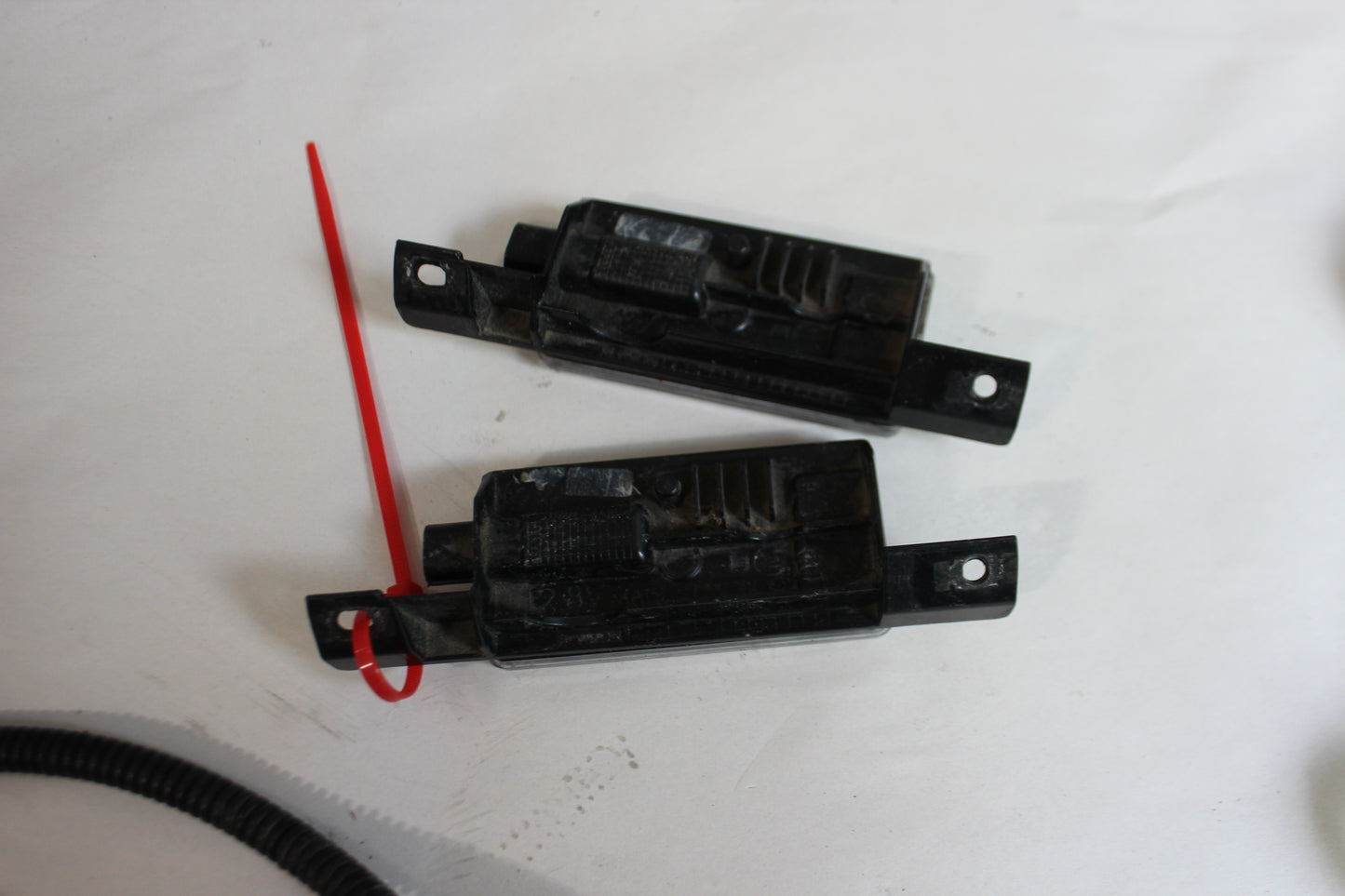 2014 GMC Sierra C1500 Bed Lights w/ Wire Wiring Harness OEM - Day's Parts Yard