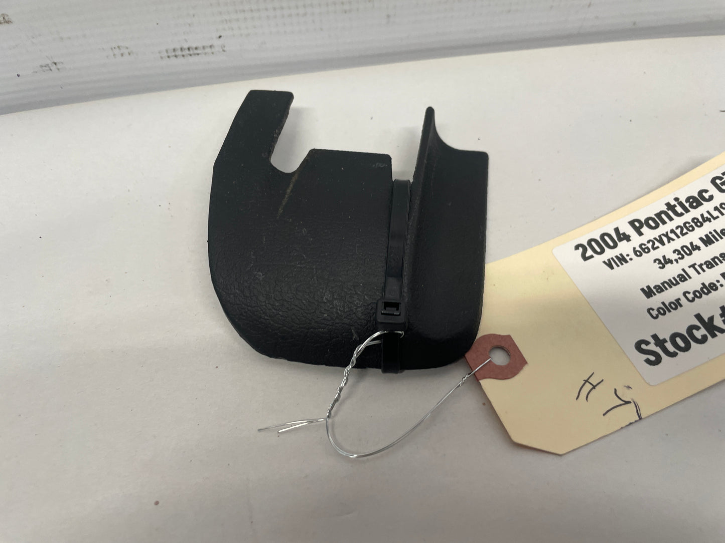 2004 Pontiac GTO LH Driver Front Seat Track Bolt Cover OEM - Day's Parts Yard